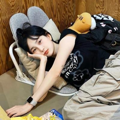 致敬白衣天使公益云演唱会 在线观看